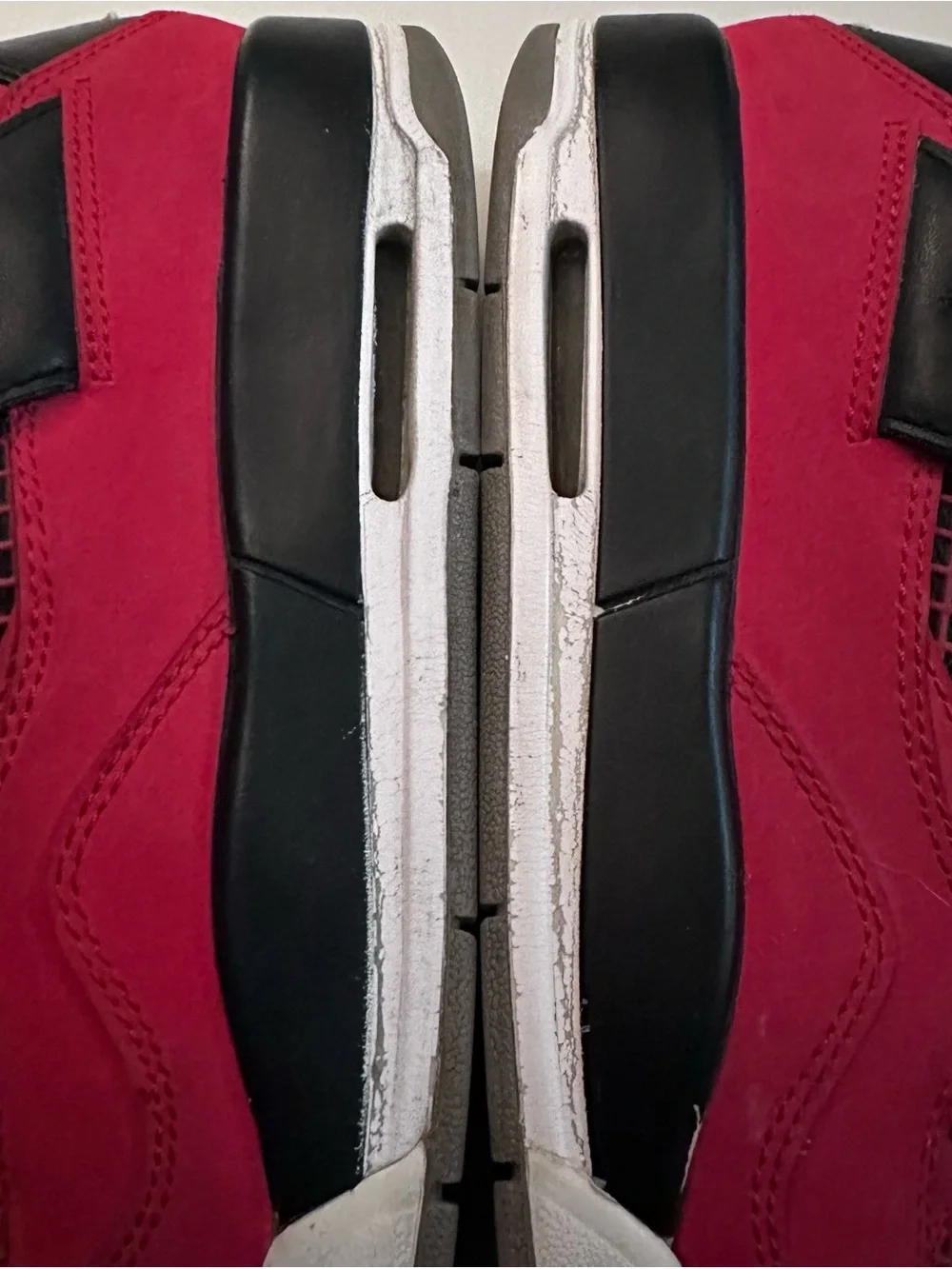 Air Jordan 4 Retro GS Toro Bravo 2013 Size 5Y / 6.5W